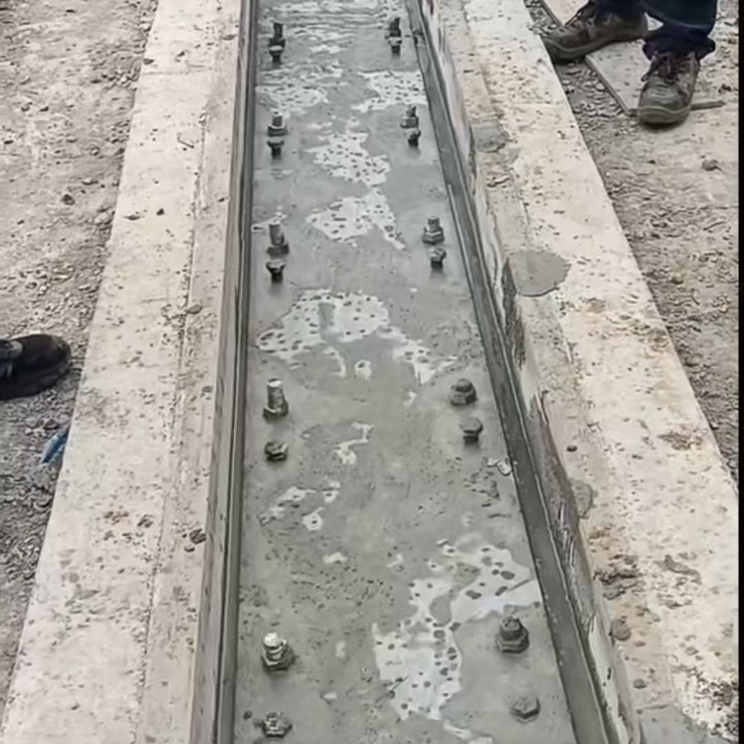 碑林港口码头起重机龙门吊重型机械设备稳固用早强快凝轨道胶泥